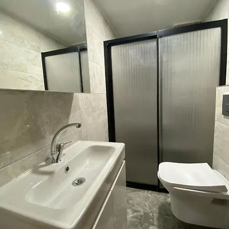 Dolphin Cafe Hotel apartamentowy 4*