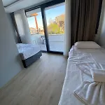 Dolphin Cafe 4* Isztambul