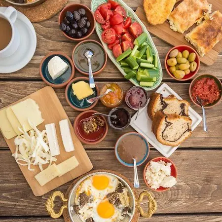 Dolphin Cafe 4* İstanbul