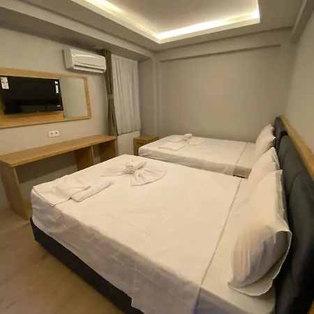 Apart Otel Dolphin Cafe 4*