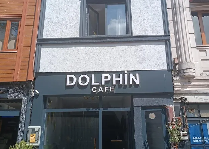Dolphin Cafe