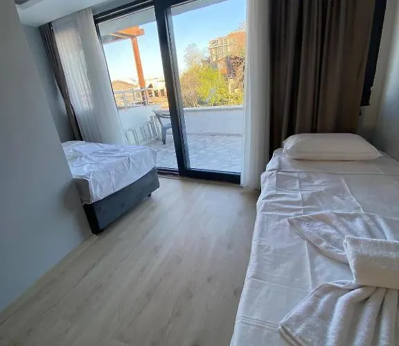 Apart-hotel Dolphin Cafe