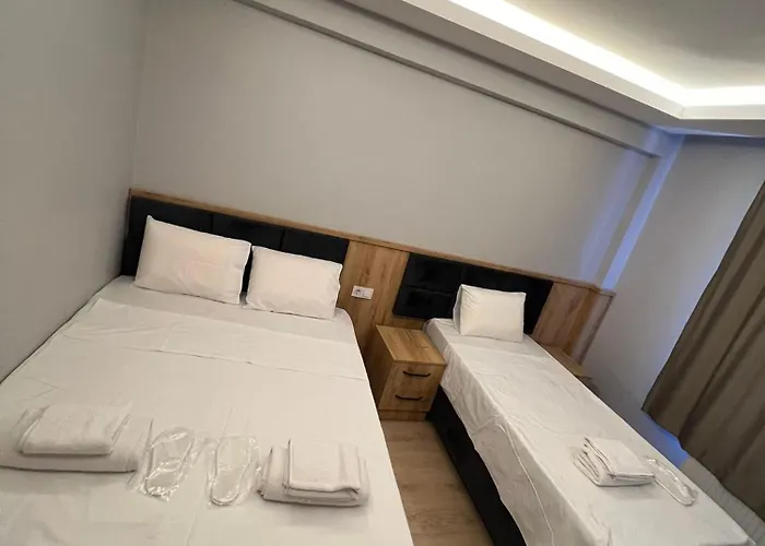 Apart-hotel Dolphin Cafe 4*