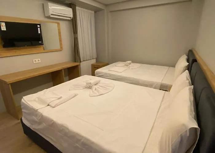 Apart-hotel Dolphin Cafe 4*