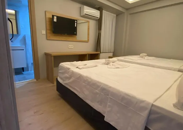 Dolphin Cafe Apart-hotel Istambul